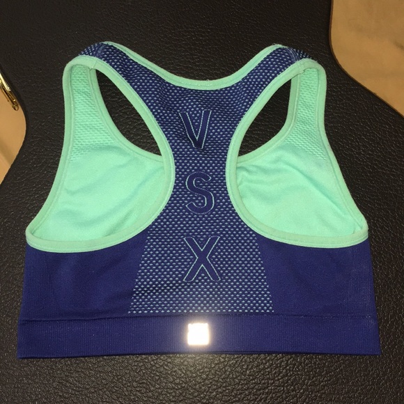VS Sports Bra - Picture 8 of 8